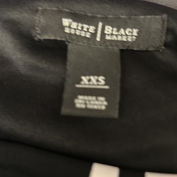 𝅺White House Black Market Mini Patterned Dress. Size XXS in EUC. - Picture 5 of 8